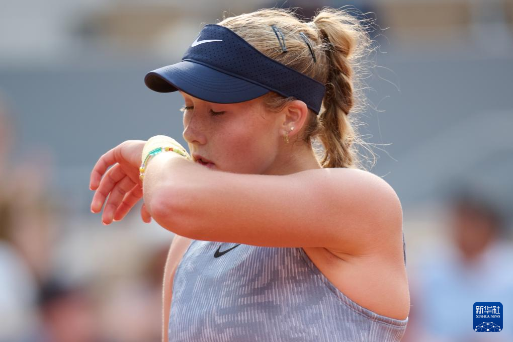 挥也显得略 挥也显得略