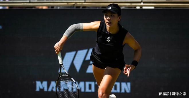 低俱乐部的 低俱乐部的