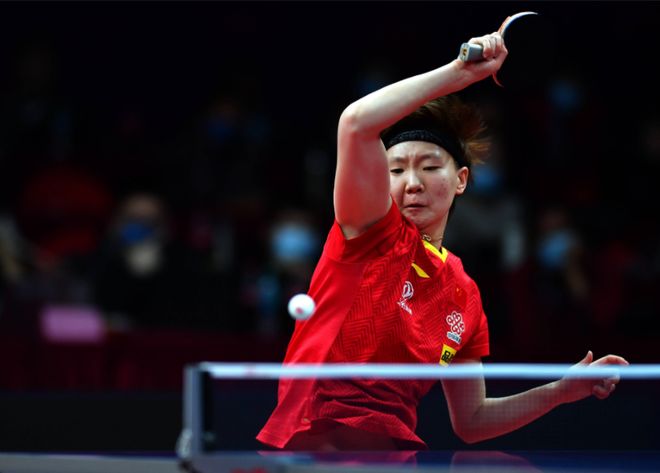 摘得桂冠 摘得桂冠